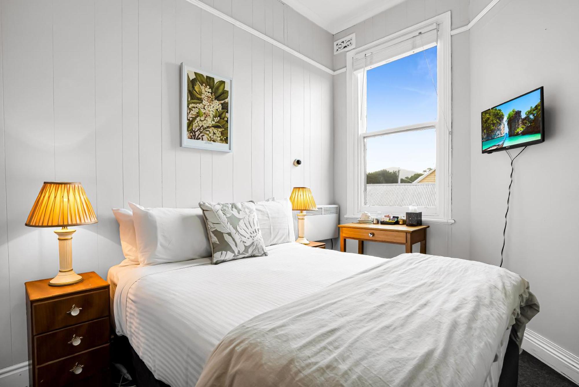 Bischoff Hotel Waratah Exterior photo