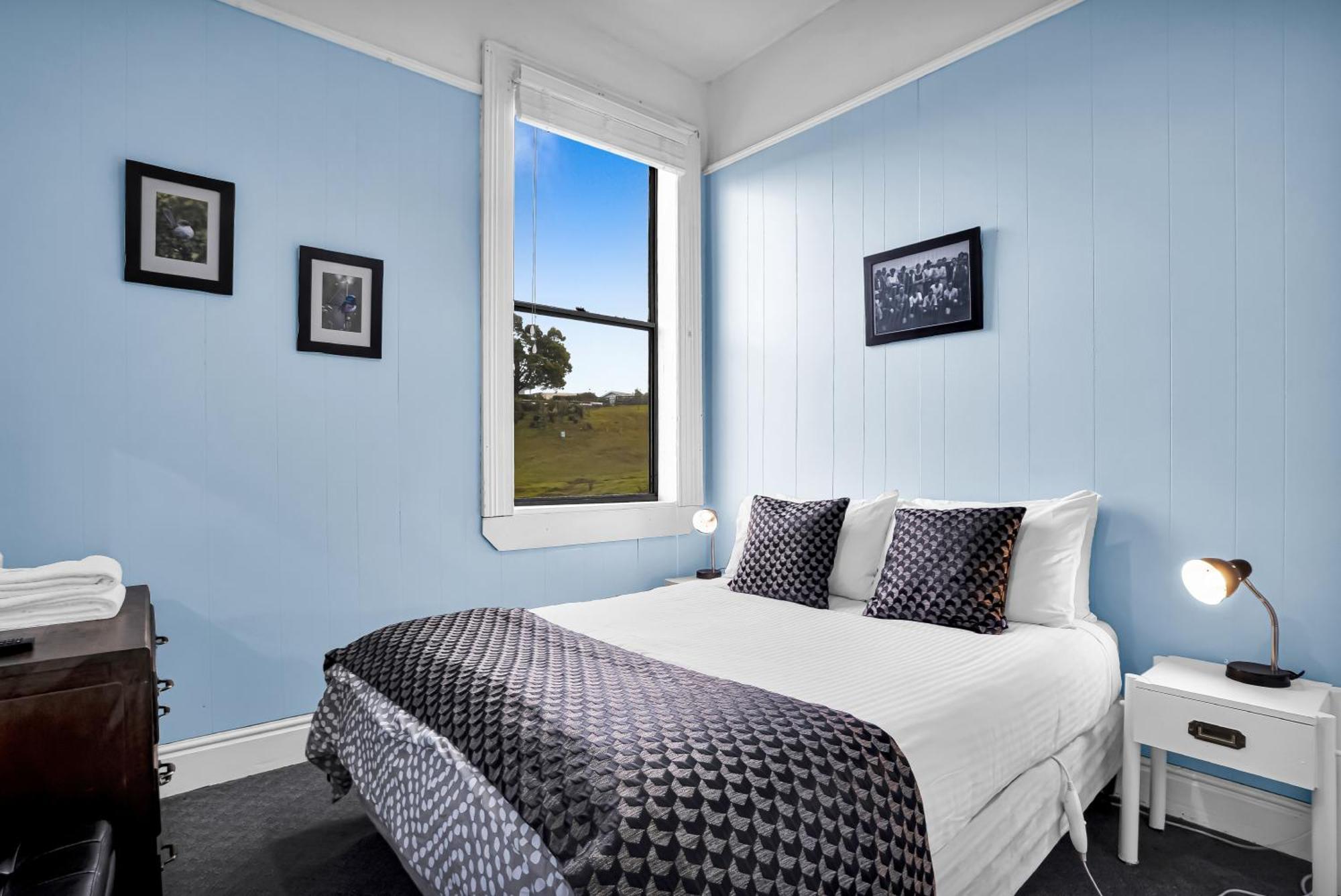 Bischoff Hotel Waratah Exterior photo